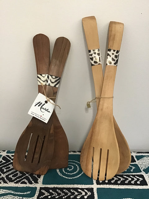 Olive Wood Salad Tosser (w/decor)